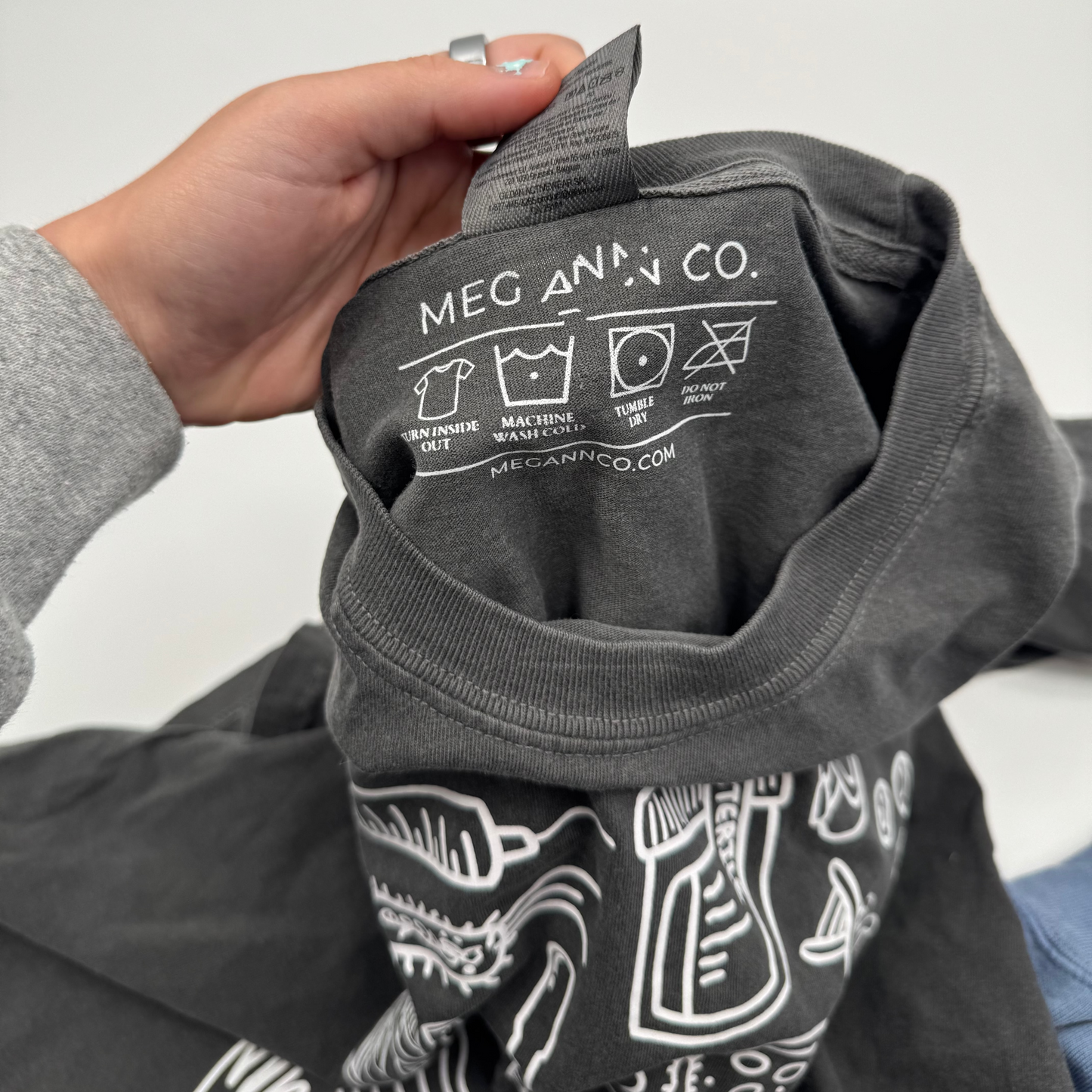 Lab Doodles T-Shirt 2XLarge (MISPRINT)