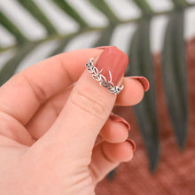 Load image into Gallery viewer, Little Leaves Sterling Silver Ring
